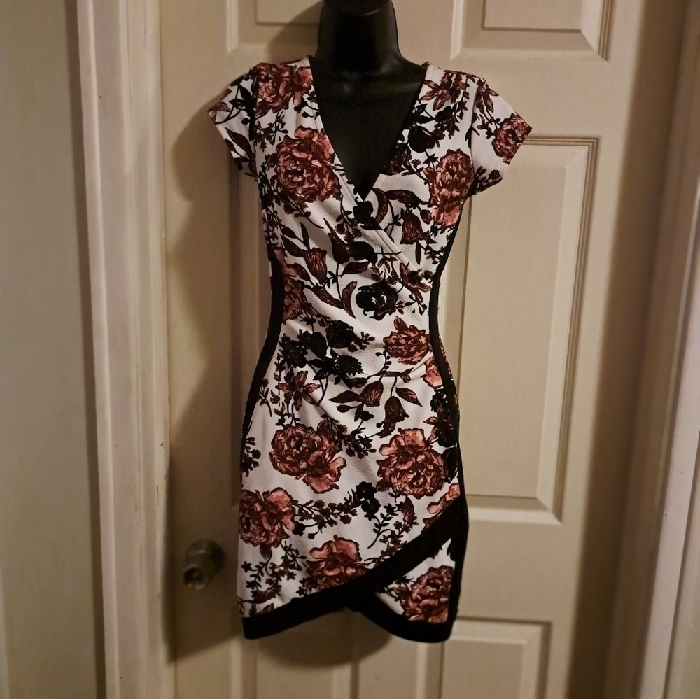 Almost famous floral dress size small